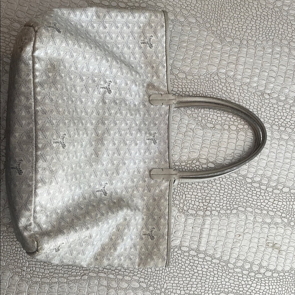 Goyard st louis pm in white